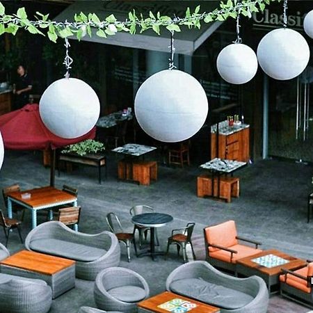 Zen Rooms Cipete Safin Inn Cilandak  ภายนอก รูปภาพ