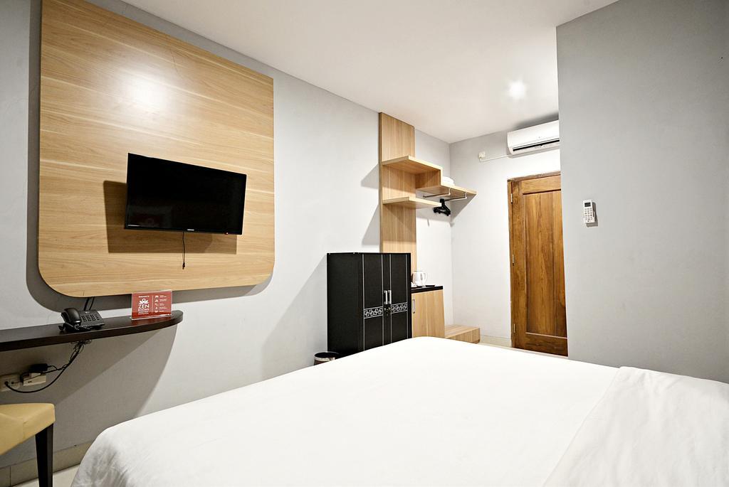 Zen Rooms Cipete Safin Inn Cilandak  ภายนอก รูปภาพ