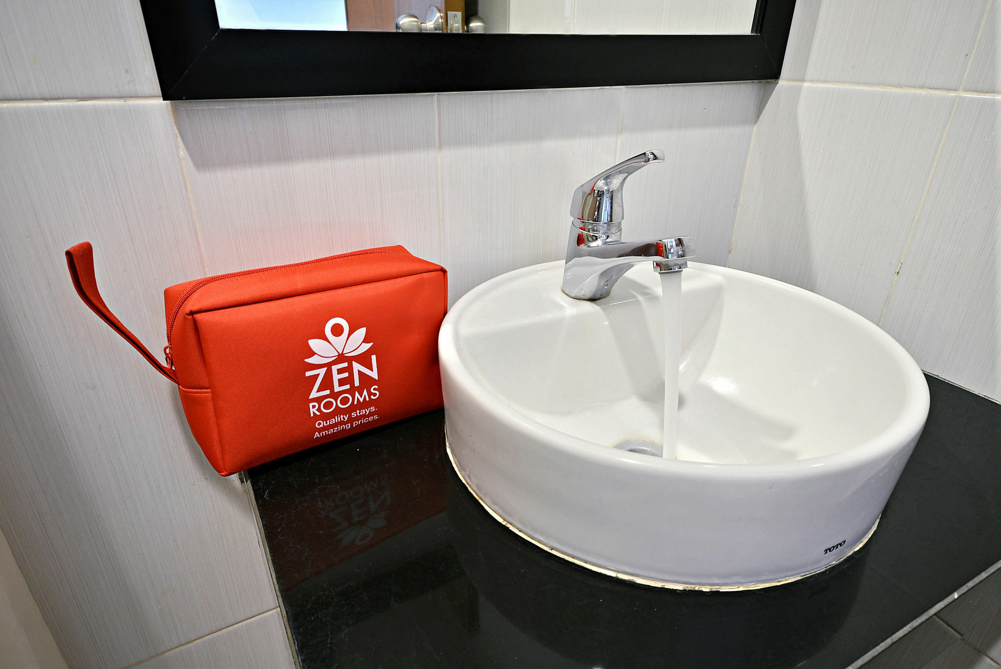 Zen Rooms Cipete Safin Inn Cilandak  ภายนอก รูปภาพ