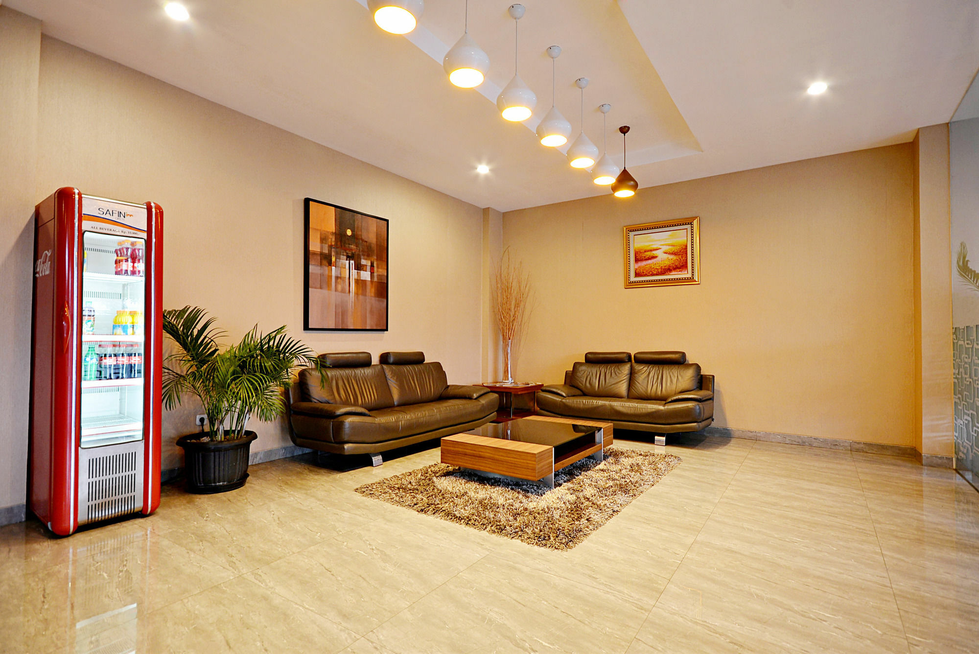 Zen Rooms Cipete Safin Inn Cilandak  ภายนอก รูปภาพ