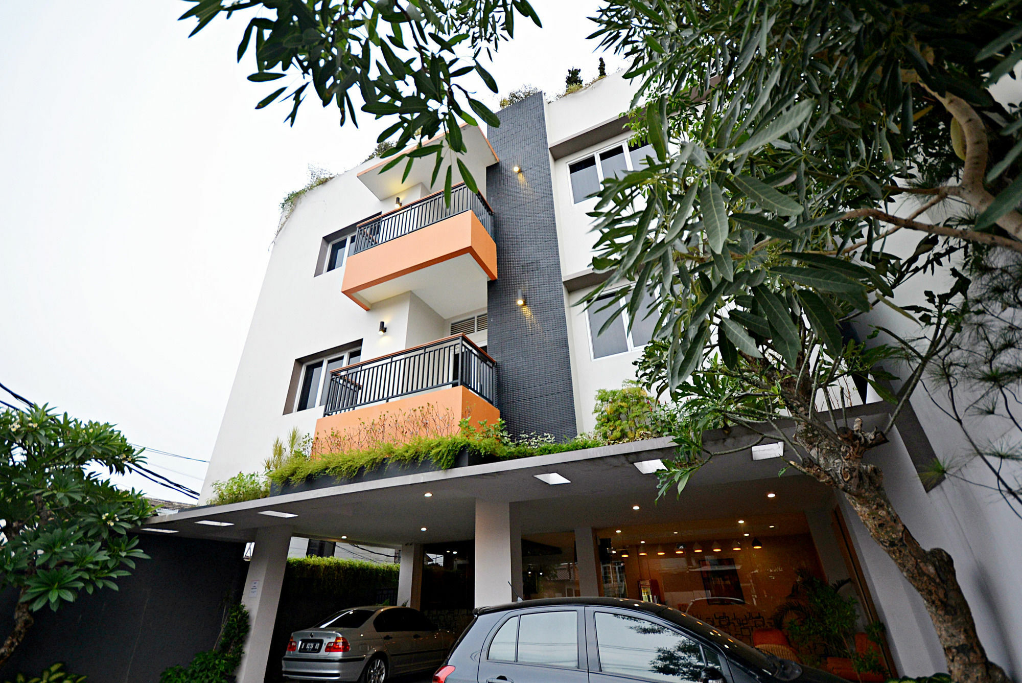 Zen Rooms Cipete Safin Inn Cilandak  ภายนอก รูปภาพ